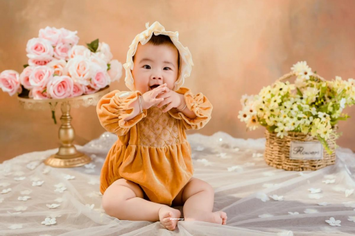 来宾六个月宝宝的发育标准 来宾六个月宝宝的发育标准